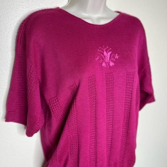 Vintage Cricket Lane Short Sleeve Embroidered Sweater Berry Pink Women Large - Picture 2 of 11